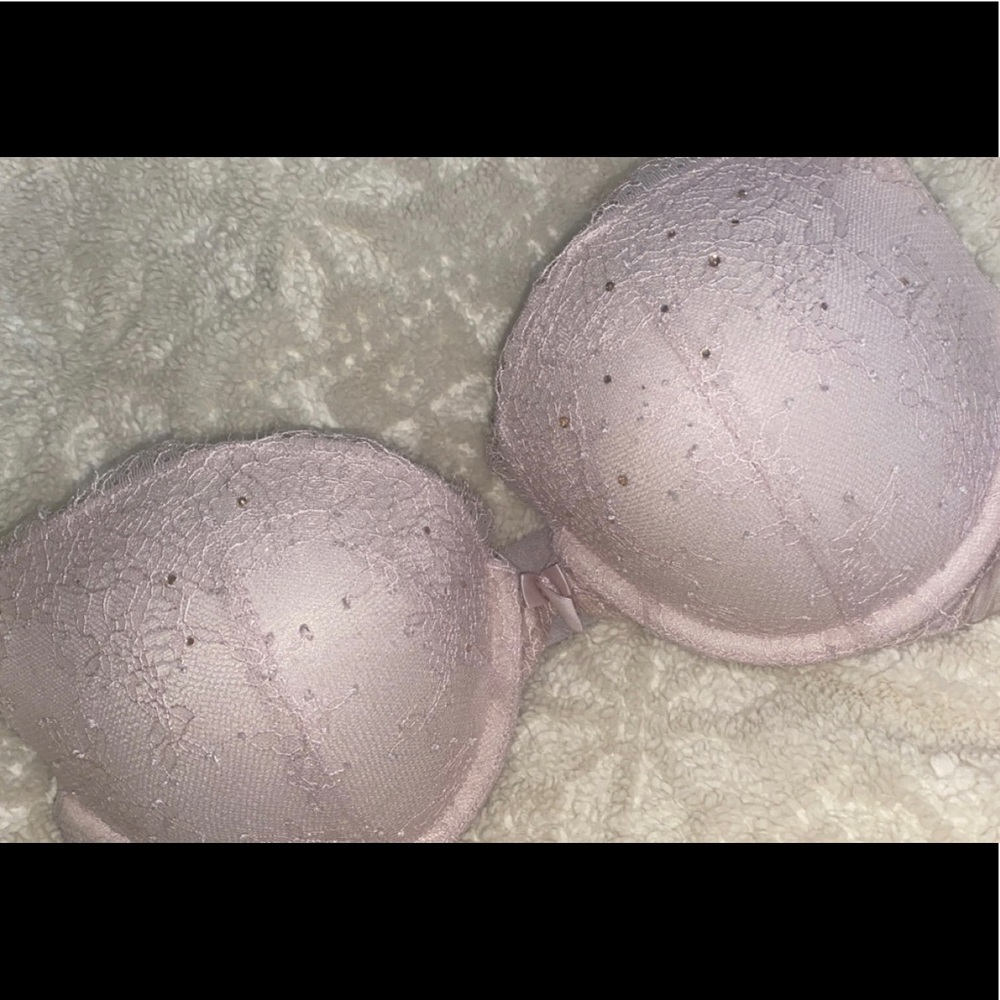 Victoria’s Secret bra